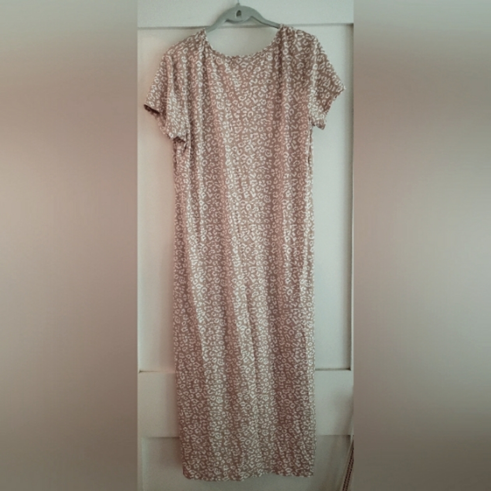 Muk Luks Dress/Nightgown, Size M, Not Used, Animal Print